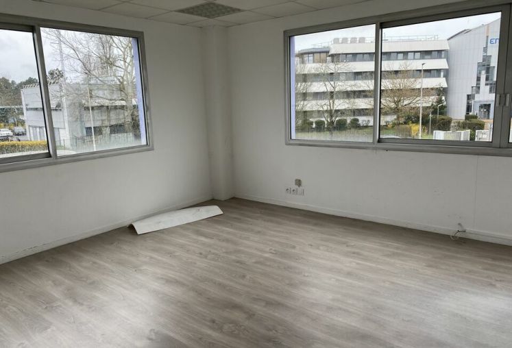 Location bureaux à Mérignac - Ref.33.7756 - Image 3