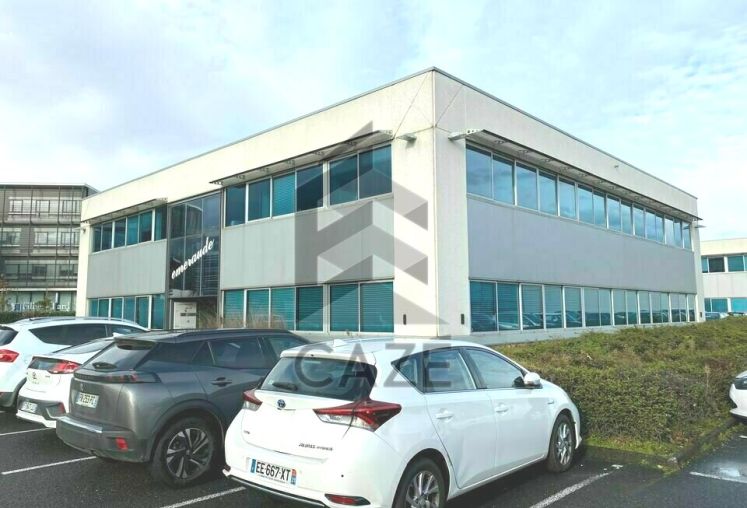 Location bureaux à Mérignac - Ref.33.7997