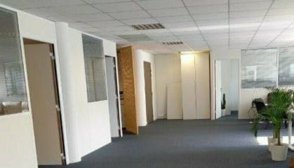 Location bureaux à Mérignac - Ref.33.8089 - Image 4